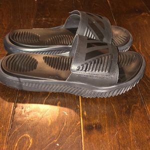 Adidas alphabounce slides